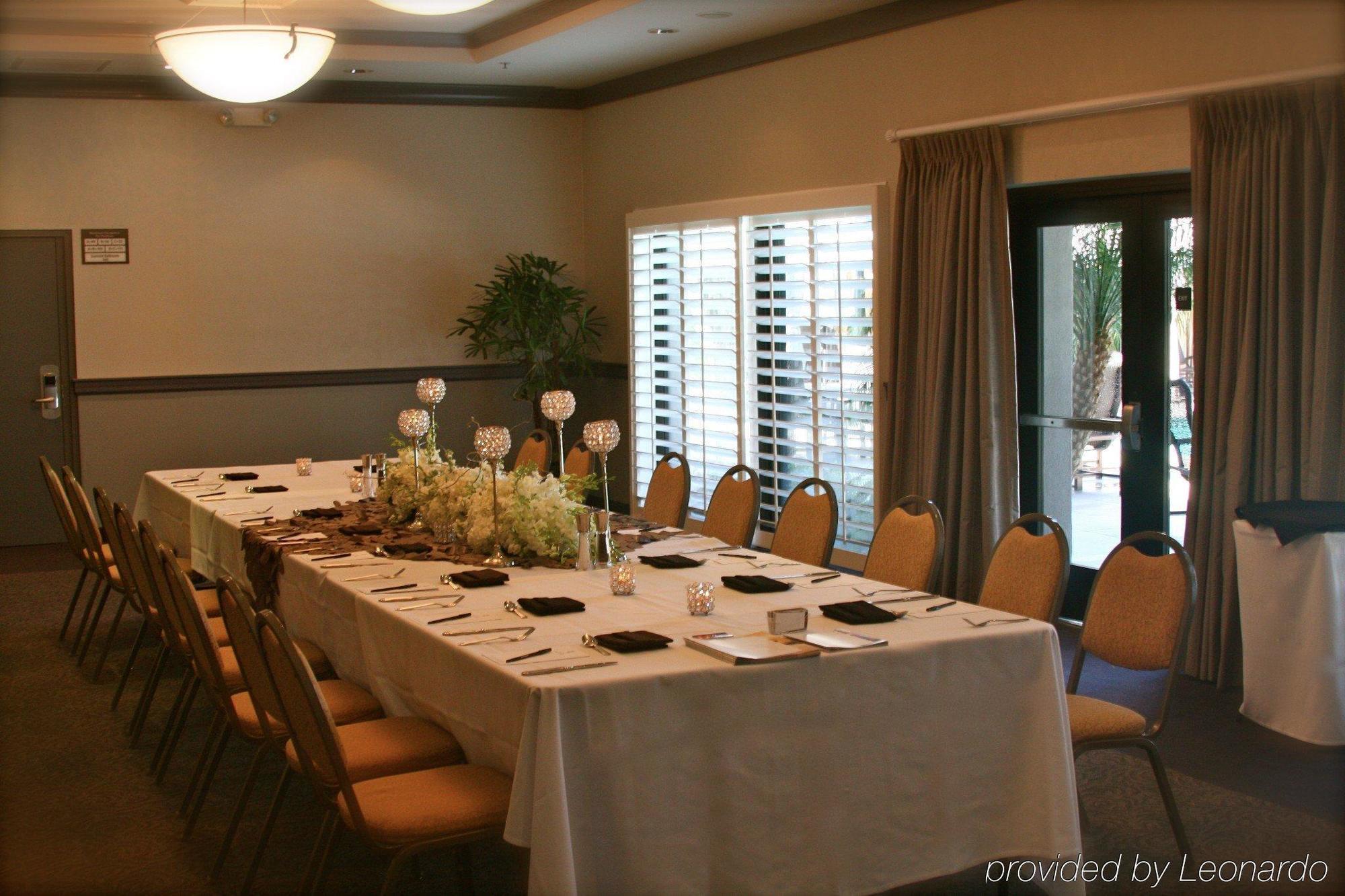 Crowne Plaza Costa Mesa Orange County By Ihg Ξενοδοχείο Εξωτερικό φωτογραφία